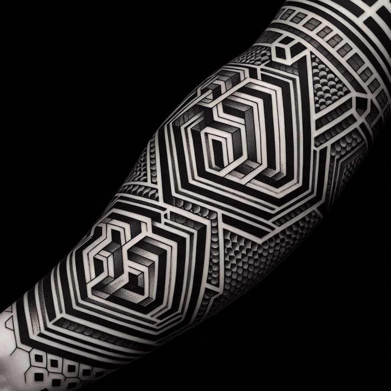 graphic tattoo design ideas ornamental mandala fractal pattern symbolising endurance